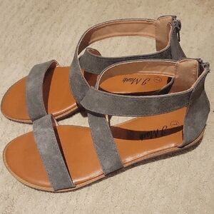 Elegant Gray Suede Women's Sandals